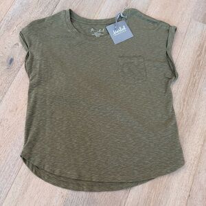 NWT Marled Essentials Olive Short Sleeve Tee